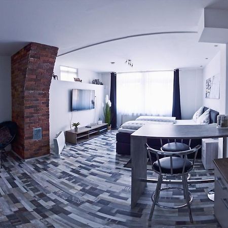 Moderne Wohnung Schwarzwald - In Bester Lage Direkt Am Fluss 바드윌드바드 외부 사진
